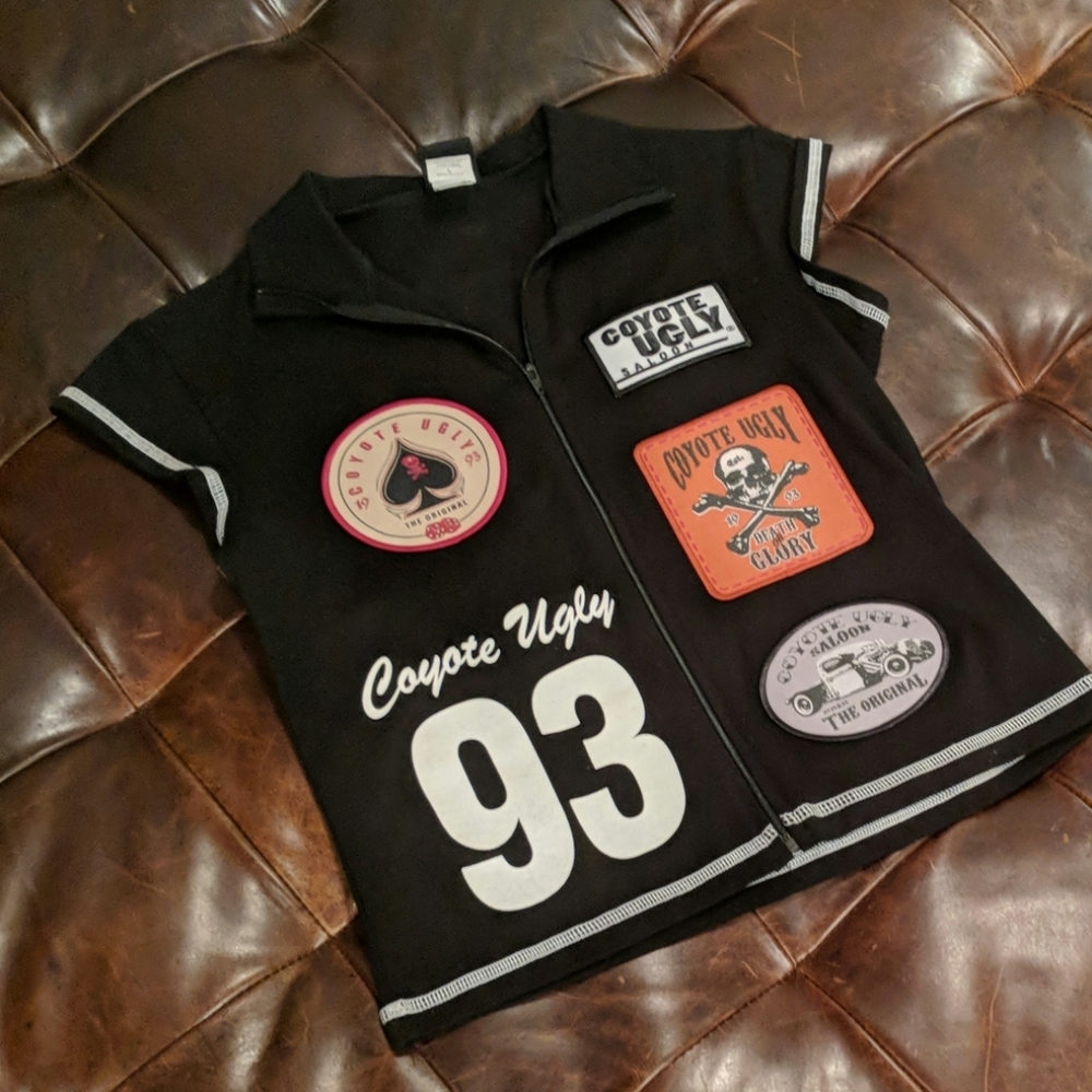 Coyote ugly cap sleeve zippered top in Large